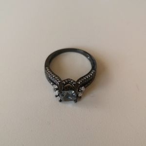 Black sterling ring, 7